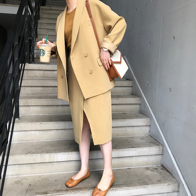 TACO 2018 mùa thu mới rộng rãi áo khoác rộng eo cao đã được xẻ khe nửa váy phù hợp với khí chất nữ. áo vest nữ hàng hiệu