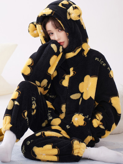 Coral Fleece Pajamas for Women, Thickened and Plush, Autumn and Winter 2025 New Style, Suitable for Teenagers and Middle School Students, Can Be Worn Outside, Homewear Set