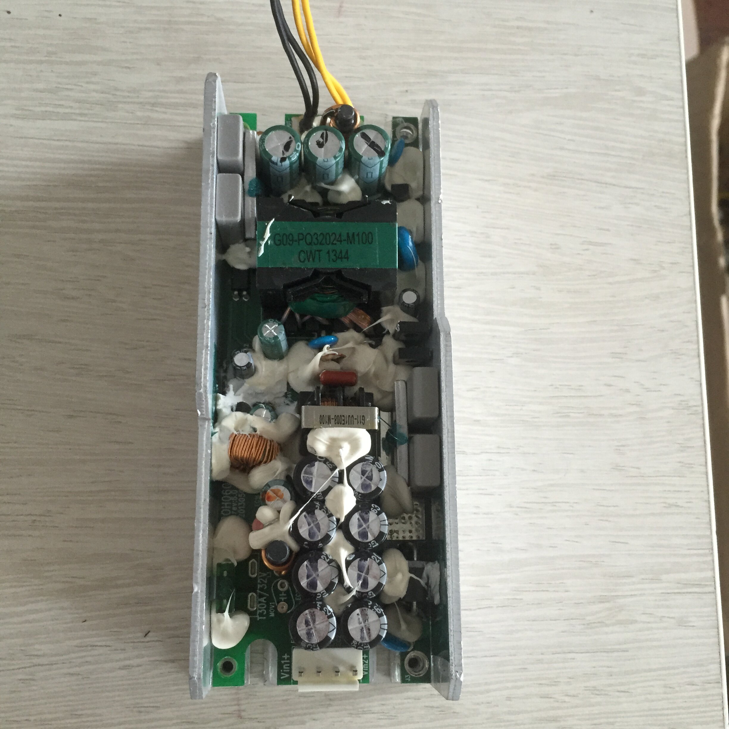 G09-PQ322024-M100 Concentrated power supply for original server switching power supply CWT 1344