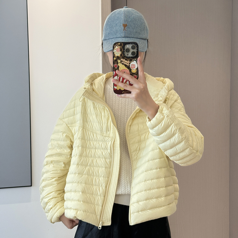 2026 Autumn and Winter New Ultra-Lightweight Loose-Fitting Lazy-Style Sweatshirt-Style Ribbed down Jacket for Women, Short Warm Coat