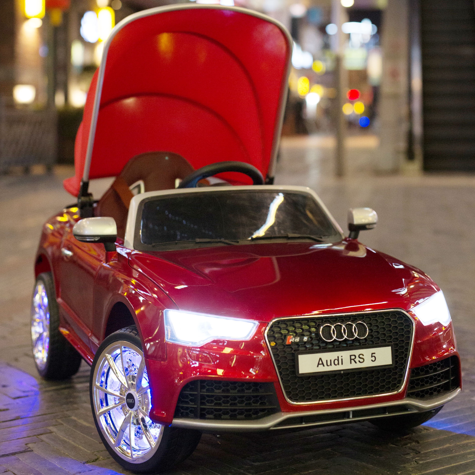 Электромобиль детский Audi rs5