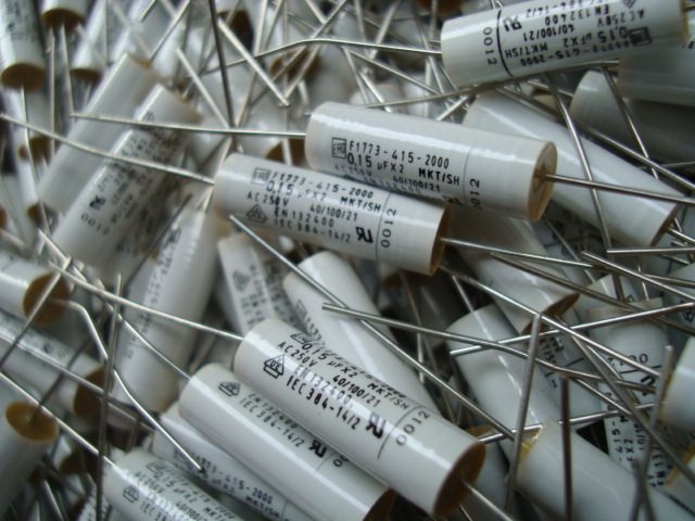 German ERO MKT Department 250VAC Generation 400V 0 15UF bronze foot Audio gallbladder coupled Promise