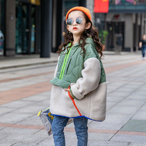 Girl coat autumn and winter 2020 new winter Korean version of the tide air Children plus velvet thick lamb hair hooded top