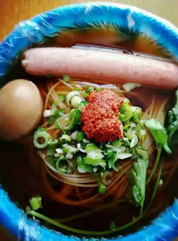 Take a Shot of 10 Boli Jindao Hot Noodles, Professional Hot Noodles, Authentic Northeast Laoda Hot Noodles, Cold Noodles, Heilongjiang Specialty Take a Shot of 10 Boli Jindao Hot Noodles, Professional Hot Noodles, Authentic Northeast Laoda Hot Noodles, Cold Noodles, Heilongjiang Specialty