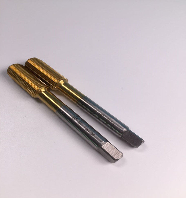 Japan imported osg titanium-plated fine tooth extrusion screw tap M8X1 25M10X1X0 75X0 5 three-slot chipless screw tap