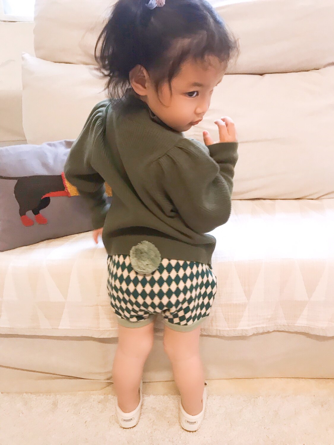 Spring 2021 New Girl Cute Rabbit Tail Shorts Hair Ball Cotton Wool Diamond Grid Baby Knitted Shorts