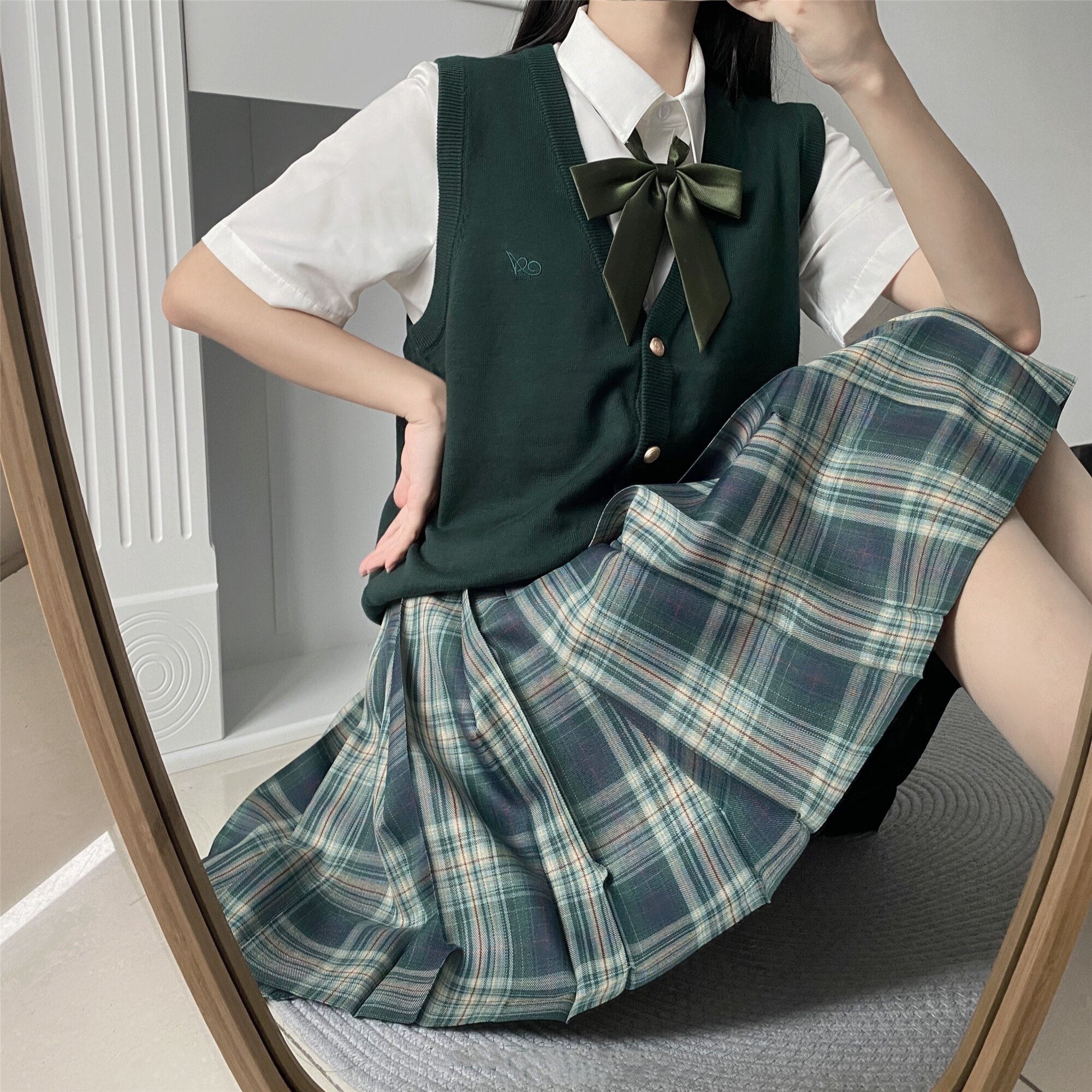 Forest letter genuine Rabbit sewing JK uniform full suit college sweater original pleated skirt grid autumn suit