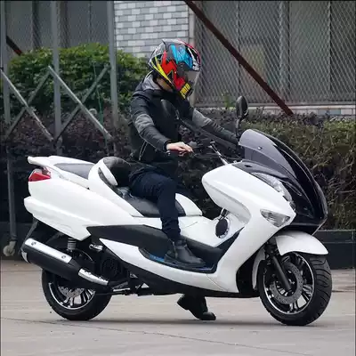 Majester T3 locomotive two-wheeled scooter National Four EFI 150CC engine with procedures can be licensed