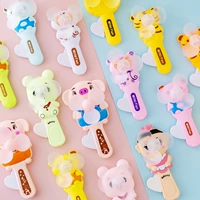 Вентилятор с белой рукой