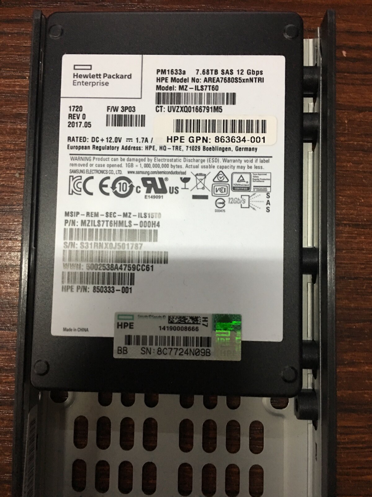 HP 3PAR P9L83B 7 68TB SSD 7 68T sas SAS 863460-001 P9L80A