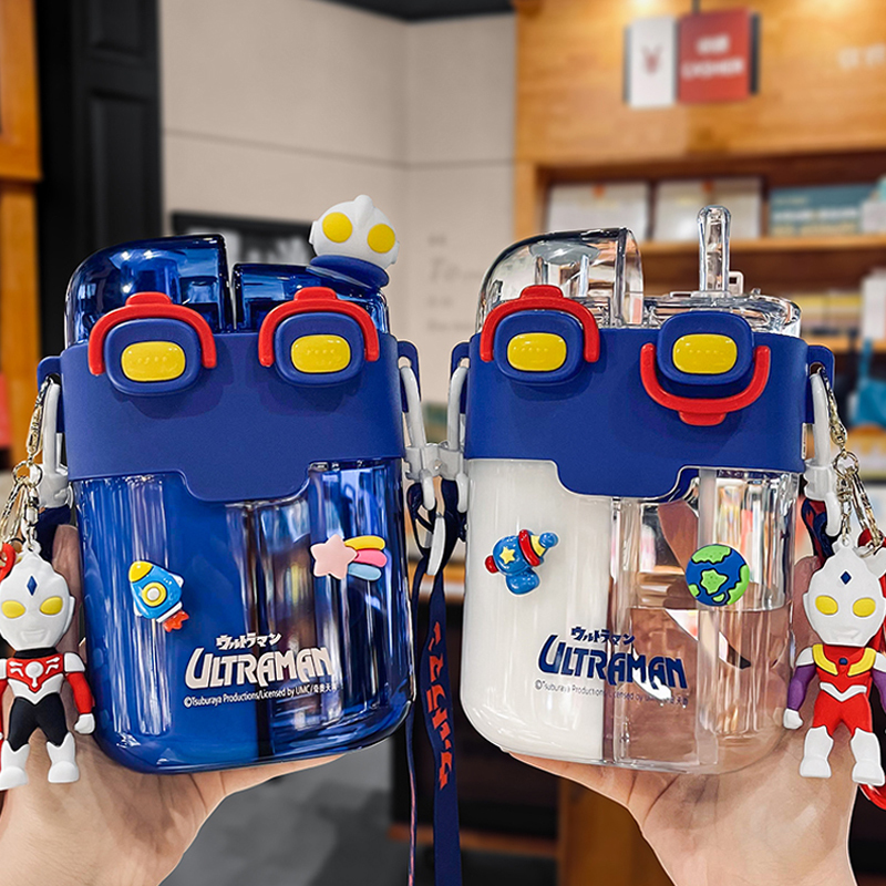 Japanese Ultraman Children's Water Bottle for School, Dual-Compartment Double-Drink Cup, Large-Capacity Water Jug, Birthday Gift for Boys Japanese Ultraman Children's Water Bottle for School, Dual-Compartment Double-Drink Cup, Large-Capacity Water Jug, Birthday Gift for Boys