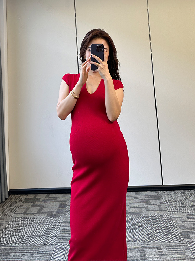 UMI MATERNITY AUTUMN NEW FRENCH RETRO RED DRESS NICHE STUNNING TEMPERAMENT FLYING SLEEVE LONG DRESS