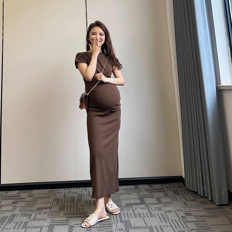Umi Maternity Wear Hot Mom New Style Tea Break French Summer Dress 2026 Petite Round Neck Short Sleeve T-Shirt Long Dress