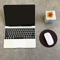 Красновато-коричневый