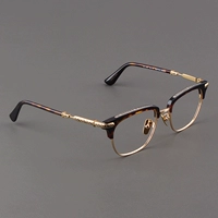 Золотая кадр