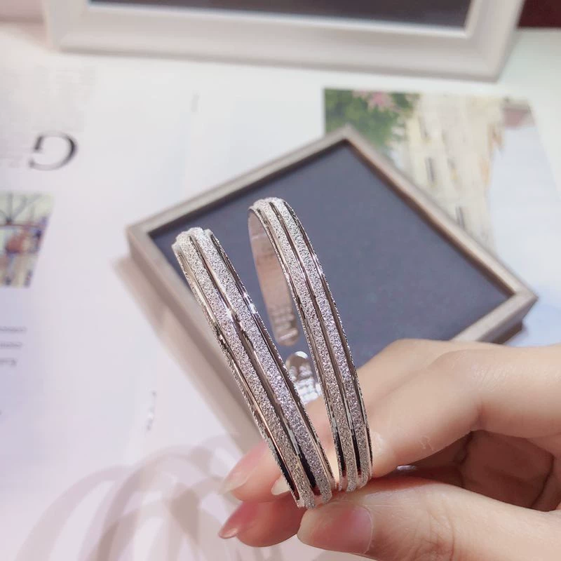 Hồng Kông Trịnh Thắng sterling bạc móng tay sọc cát bên trong trái tim bạc s999 vòng tay nữ mở phiên bản rộng thời trang đơn giản - Vòng đeo tay Cuff