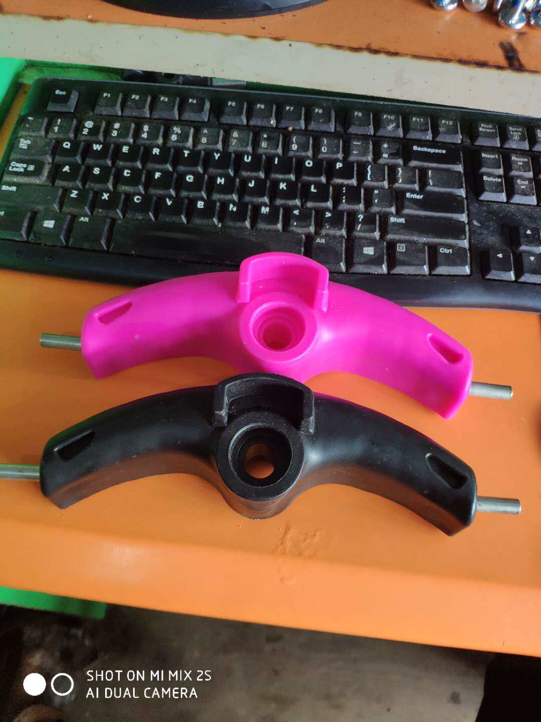 Children's skateboard auto parts universal 3-in-one 5-in-one bracket fixed wheel bracket