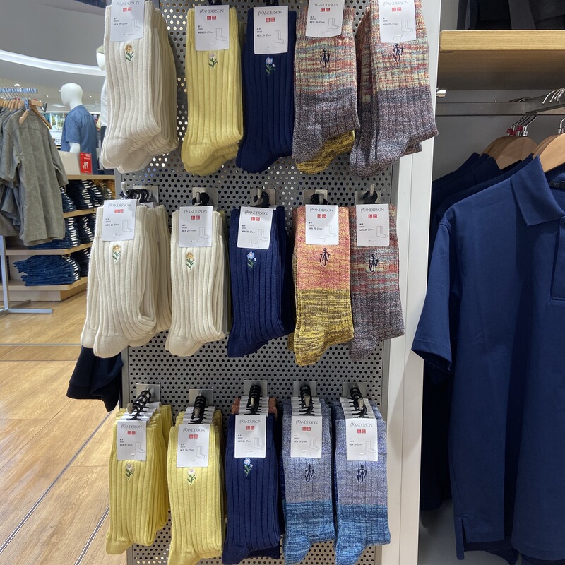 Uniqlo Jw Socks for Men and Women, Couple's Style, Jw British Style Colorful Striped Solid Color Floral Embroidery, Two Pairs with Free Shipping
