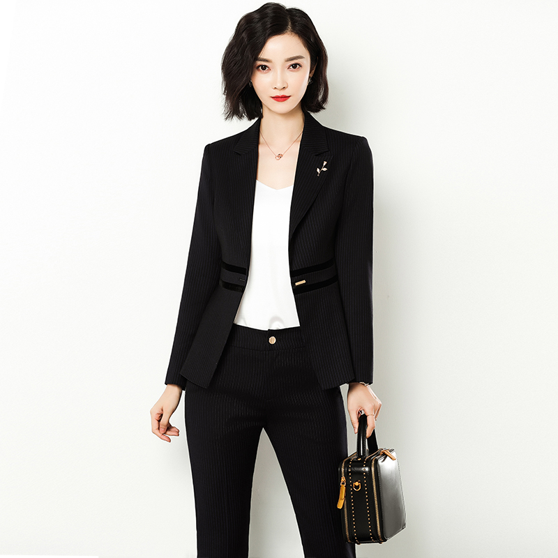 Tailleur femme - Ref 3244833 Image 3