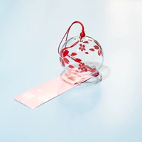 Кружева маленькая красная сакура