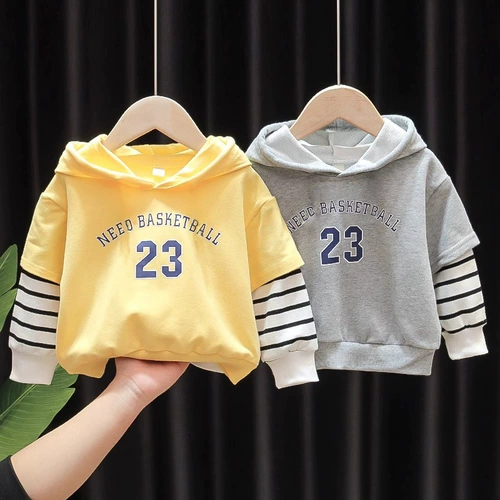 Весенне-осенняя искусственная толстовка с капюшоном из двух частей для мальчиков, новинка 2025 года, новый стиль для младенцев и детей младшего возраста, модные топы в западном стиле в корейском стиле