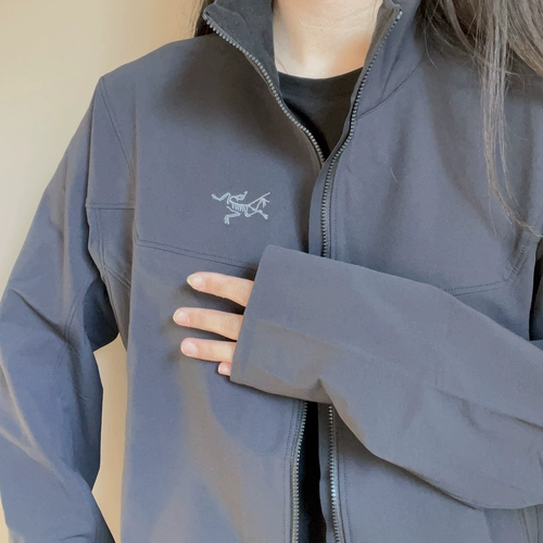 Канадская прямая почтовая рассылка Arc.teryx Beach. Предок. Птичья мужчина гамма -куртка мягкая оболочка не возвращается