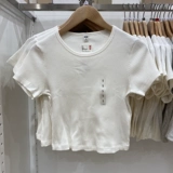 Спосоковые товары!Uniqlo Женская татуировка хлопка с круглая шея короткая T -Fore (короткая версия) 446802 452289uniql