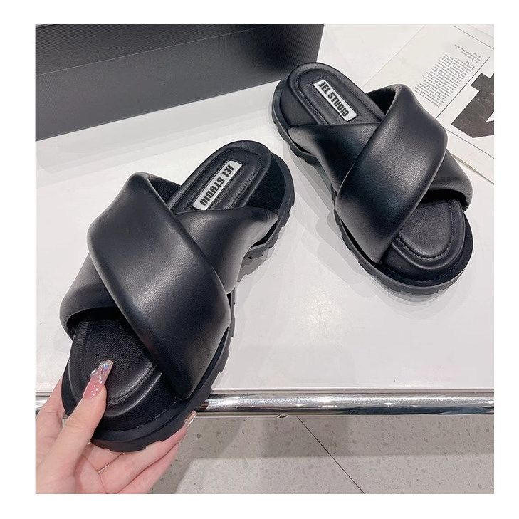 Lambskin ~ French-Style Platform Thick-Soled Cross-Strap Slippers for Women, Suitable for Outdoor Wear, 2026 Spring/Summer New Genuine Leather Sandals