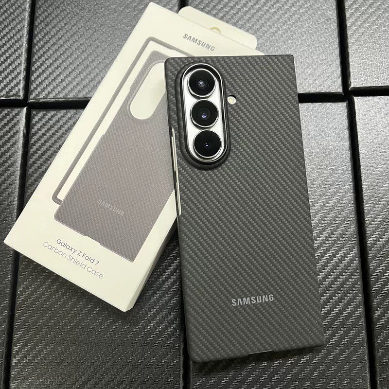 Suitable for Samsung Z Fold7 Kevlar Texture Official Protective Case W26 Ultra-Thin Carbon Fiber Texture Zfold7 Comes with Tempered Glass Film High-End Light Luxury Suitable for Samsung Z Fold7 Kevlar Texture Official Protective Case W26 Ultra-Thin Carbon Fiber Texture Zfold7 Comes with Tempered Glass Film High-End Light Luxury