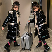 Girls shiny down jacket winter clothes 2021 new foreign style in the big children over the knee children thick disposable coat