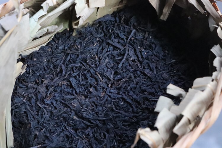 Бумага собственн-уплотнения мешков 陈年老六安茶 2000年孙义顺六安茶 黑茶 高山茶料韵长回甘好500克 OTHER