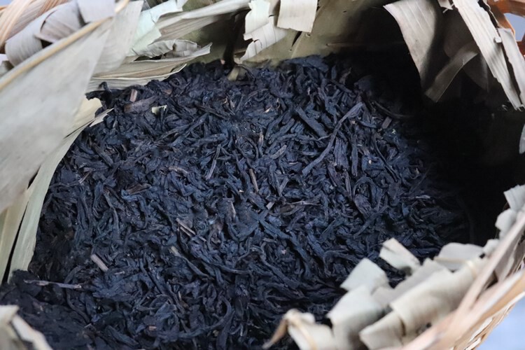 Бумага собственн-уплотнения мешков 陈年老六安茶 2000年孙义顺六安茶 黑茶 高山茶料韵长回甘好500克 OTHER