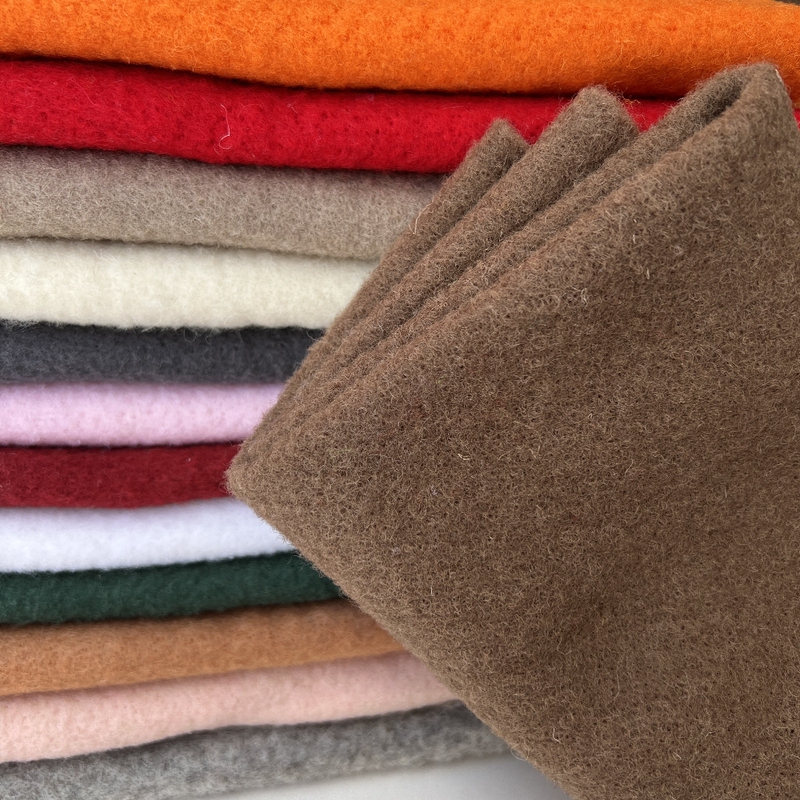 50*50cm Wool Felt Sheet Filled with Wool Pieces, Wool Felt Needle Felting DIY Wet Felt Semi-Finished Soft Fabric 50*50cm Wool Felt Sheet Filled with Wool Pieces, Wool Felt Needle Felting DIY Wet Felt Semi-Finished Soft Fabric