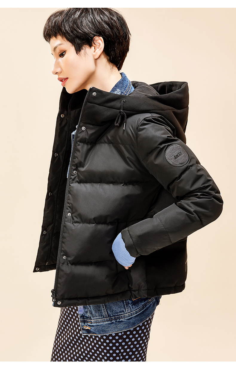 Anta down jacket nữ 2018 mùa đông mới áo khoác dày ấm áp thể thao trùm đầu đoạn ngắn 16849912 áo phao burberry nữ