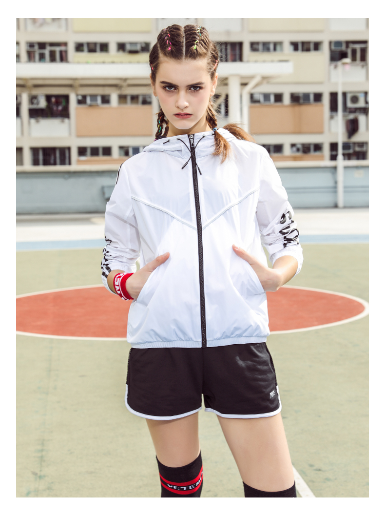 ANTA Anta áo gió nữ áo khoác trùm đầu 2018 mùa xuân và mùa thu áo khoác nhẹ thể thao giản dị ngọn áo adidas khoác