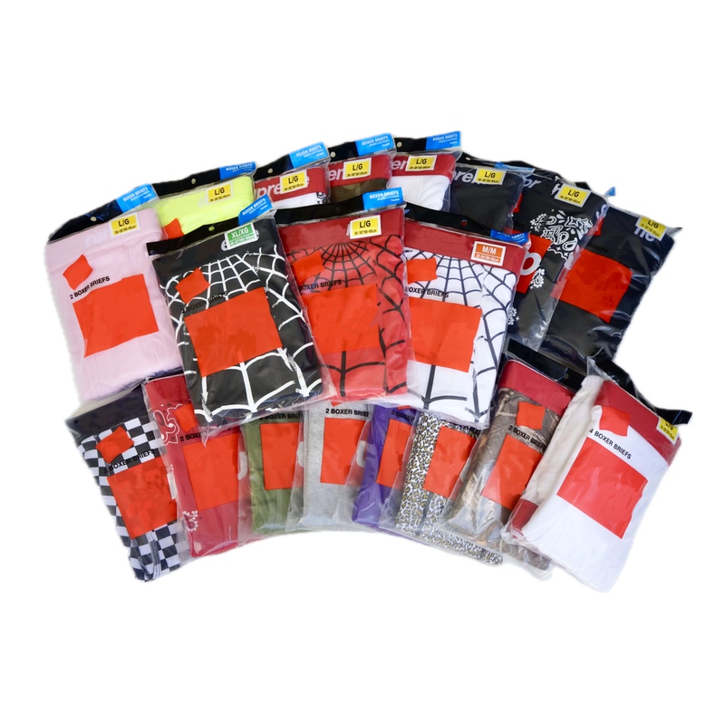Classic Loose Long Boxer Briefs for Men and Women, Black and White, Same Style, American Style Trendy Boxer Shorts Classic Loose Long Boxer Briefs for Men and Women, Black and White, Same Style, American Style Trendy Boxer Shorts