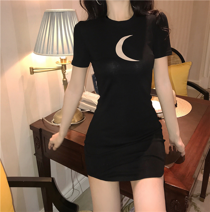 VK旗艦店 韓系修身月亮印花短袖洋裝