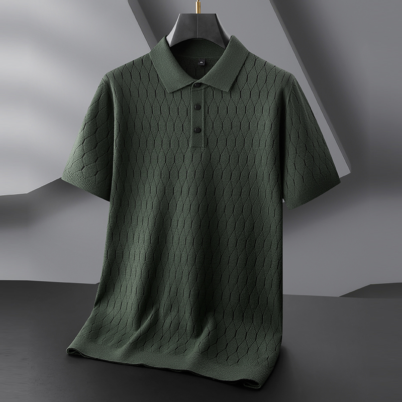 Plus Size Men's Lapel Half-Sleeve Sweater Base Shirt, Autumn and Winter Style, Loose Short-Sleeve Knit Polo Shirt for Big and Tall Men