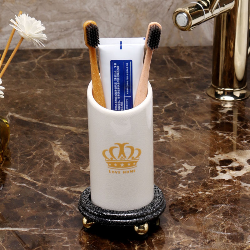Creative European-style wedding bathroom five-piece set bathroom supplies kit toothpaste dressing room mouthwash cup wash set