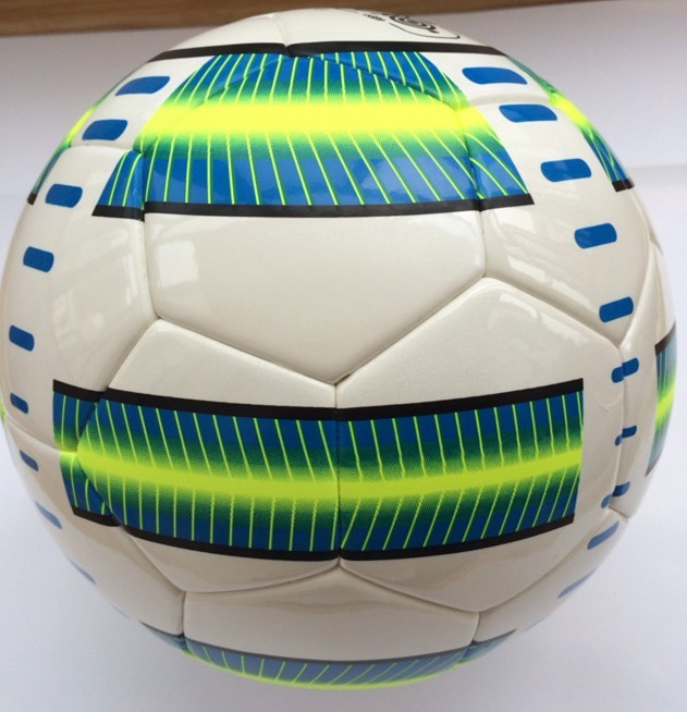 Ballon de football - Ref 6769 Image 52