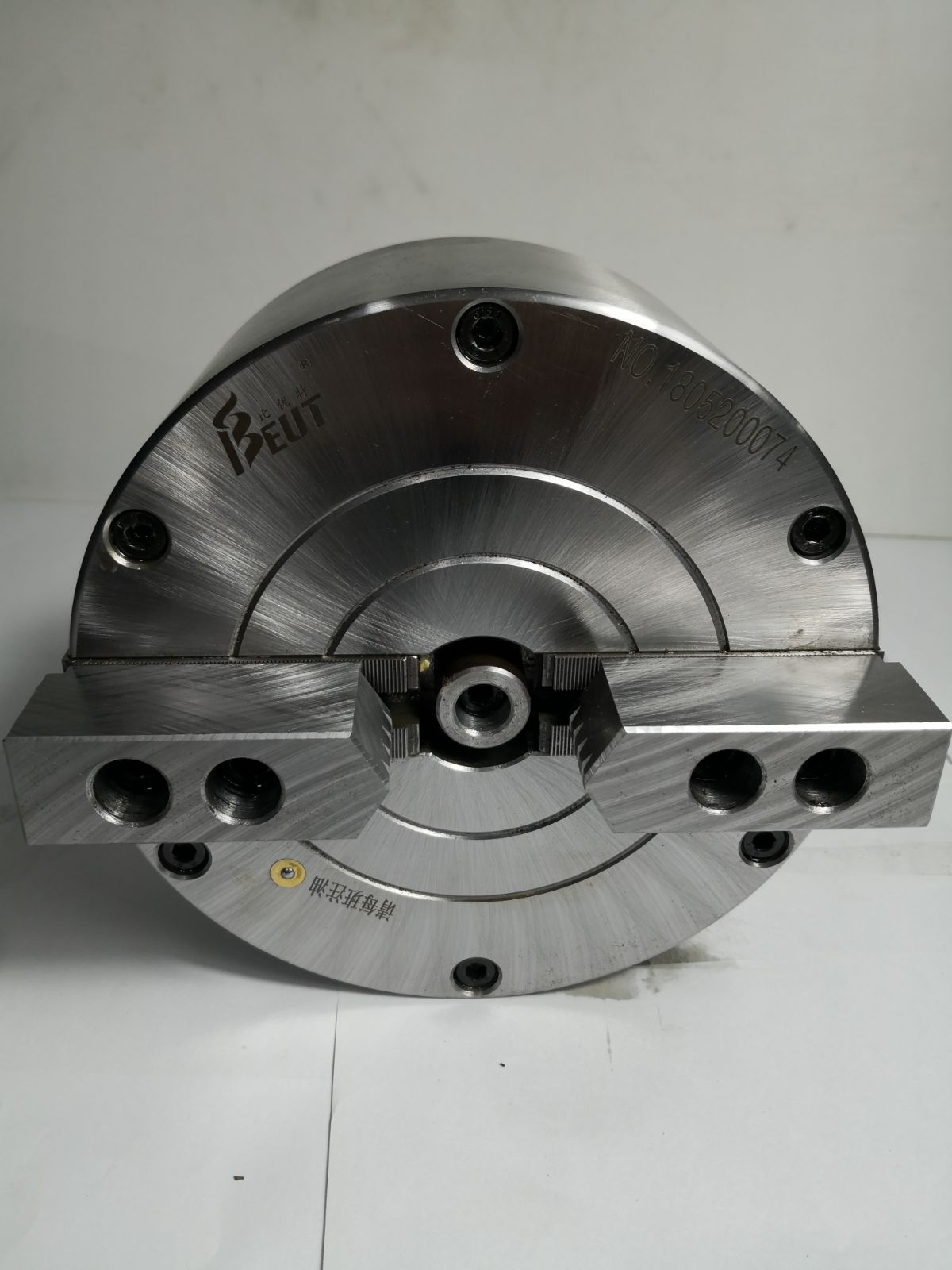 Two-claw new middle real pneumatic clamping head clamp numerical control machine tool accessories BK160SQ-2 whole set