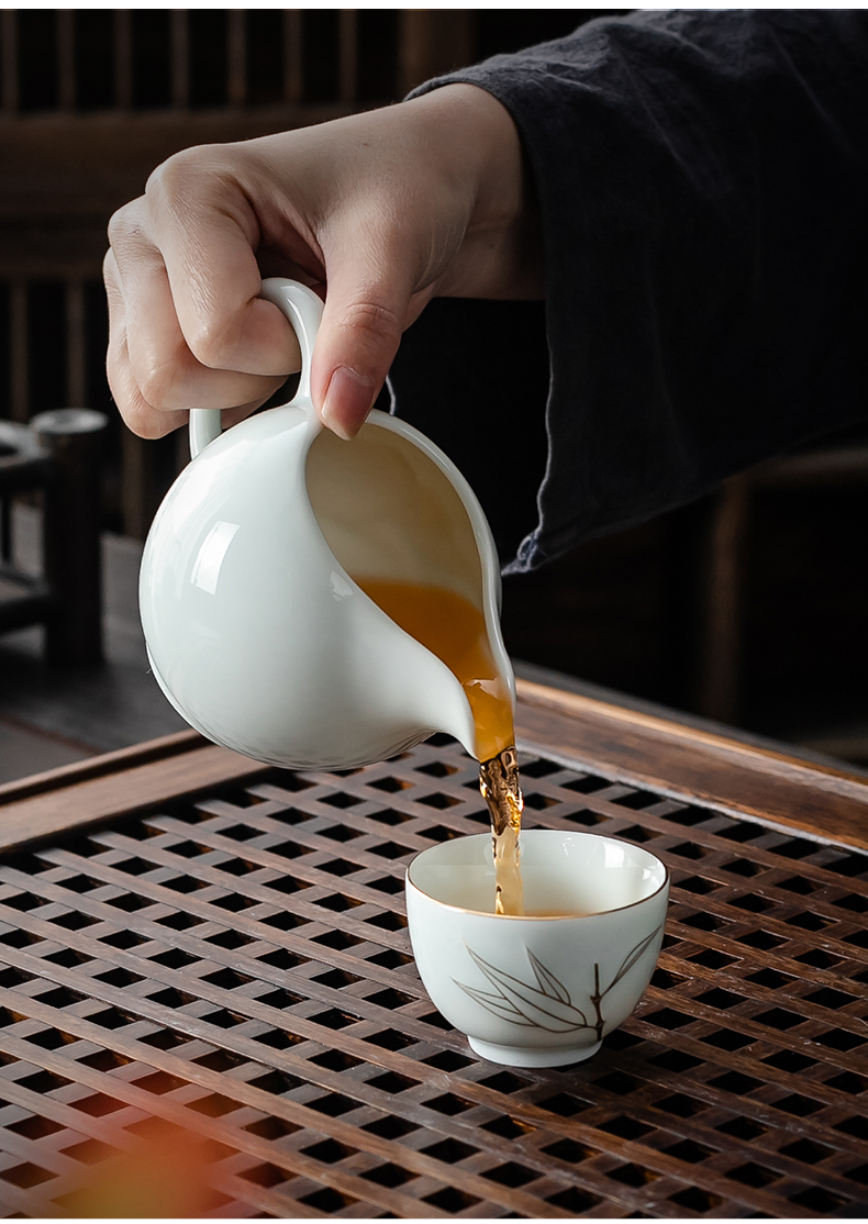 The Japanese celadon fair keller see colour ribbon ceramic tea cups and a cup of tea sea restoring ancient ways points tea, upset