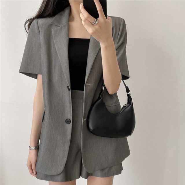 Simple style two button short-sleeved suit jacket + suit shorts retro Hong Kong style casual fried street suit female summer