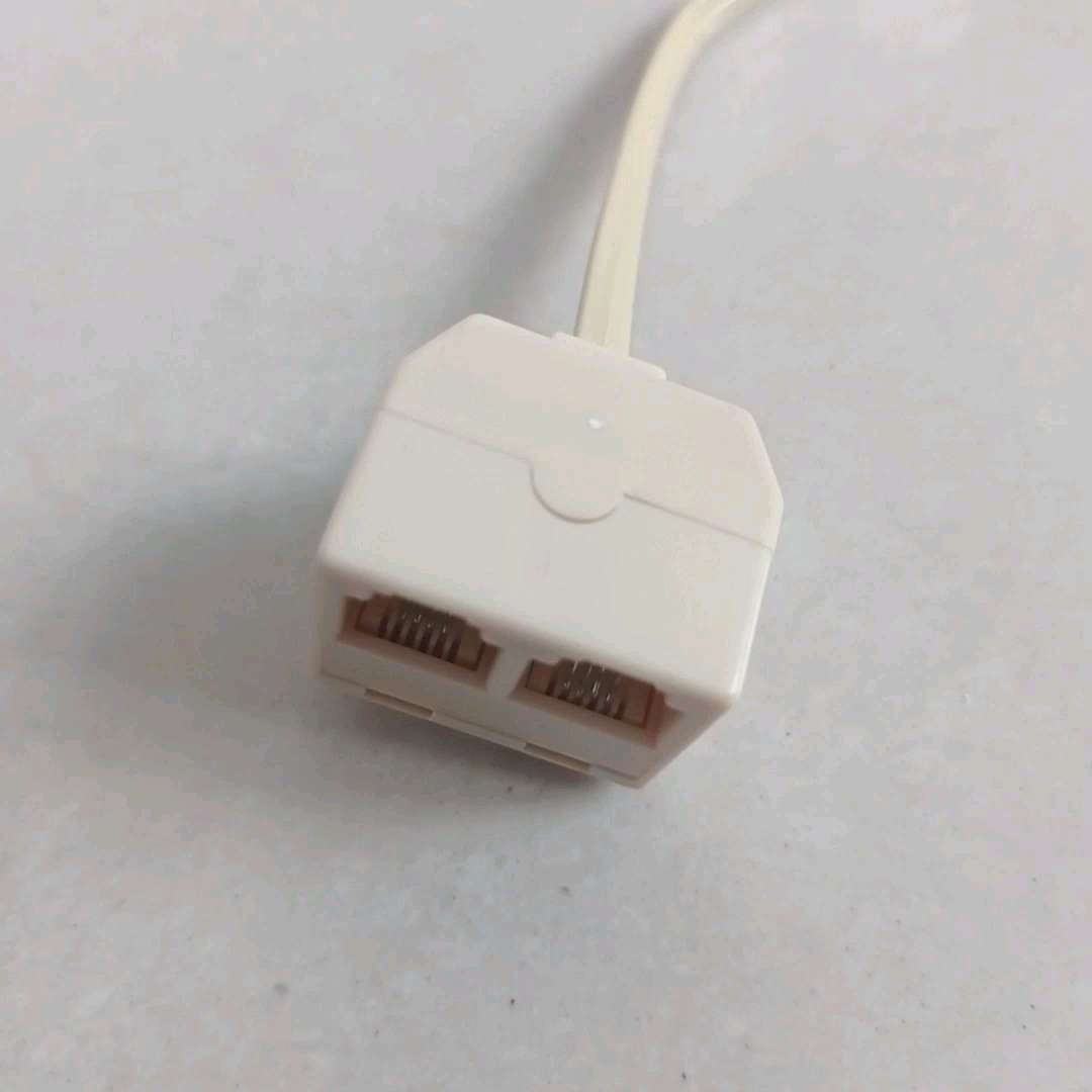 还正在为家里电话线不够用发愁？这神器居然可一分二。
