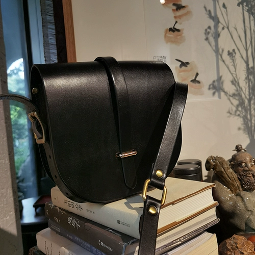 Оригинальная дизайнерская сумка для телефона, изысканный стиль, из натуральной кожи