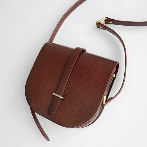 Оригинальная дизайнерская сумка для телефона, изысканный стиль, из натуральной кожи