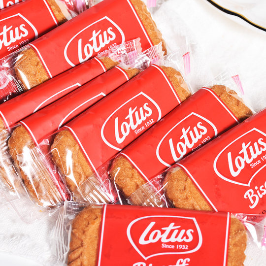 Belgian Imported Lotus Caramel Biscuits 312.5g*3 Packs, Total 150 Pieces, Baby Wedding Banquet Snacks