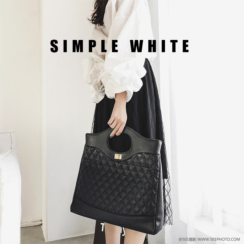 Wenzhou 501 Photography Taobao Product Photo Package Ornament Pull Rod Box Hat Men And Women Models 