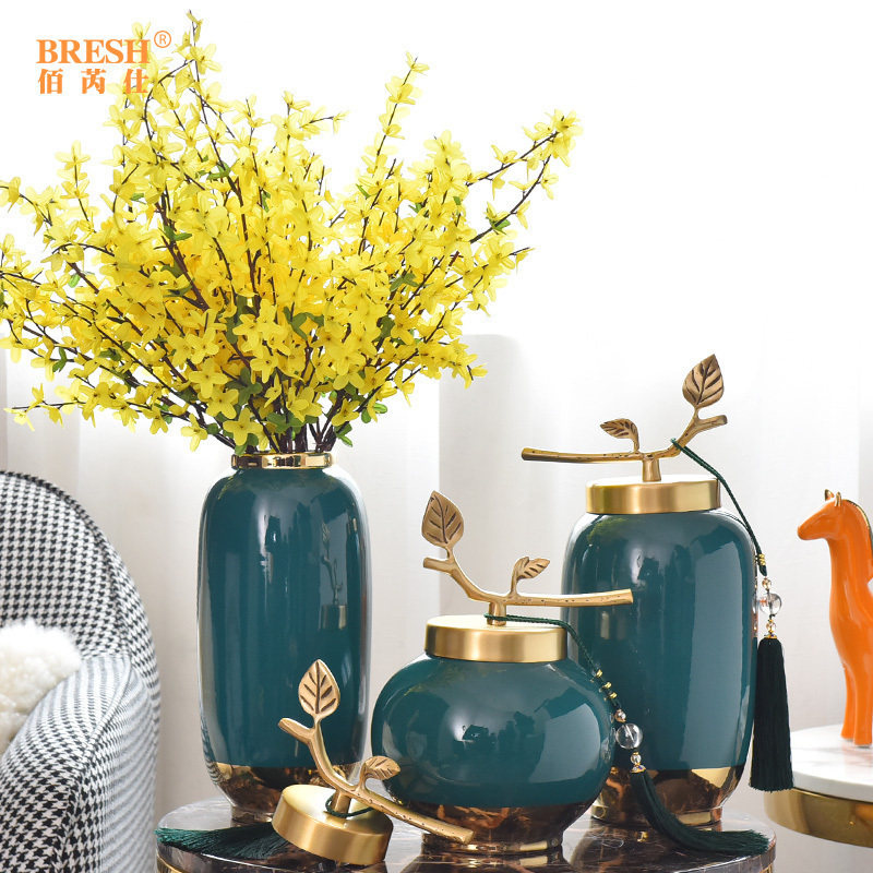 Creative light luxury New Chinese ceramic vase Living room TV wine cabinet Xuanguan Home Decorative Goods Pendulum fitting bronze piece