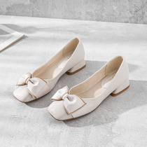 Grandma shoes female summer genuine leather soft bottom late wind gentle shoes low heel with a foot pedal butterfly knot coarse heel lacquered leather square head single shoes